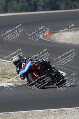 media/Sep-20-2025-TrackDaz (Sat) [[27f0cde673]]/A Group/10am (Turn 3)/